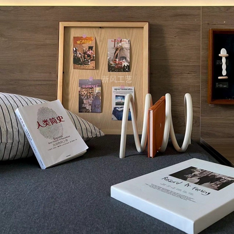 Creatieve minimalistische meta - Home Decor Magazine recensie en prijs